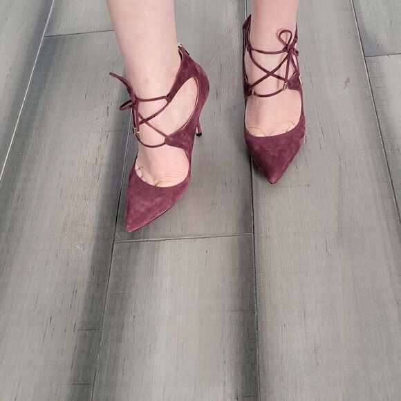 IVANKA Trump 7 1/2 heels - Picture 3 of 7